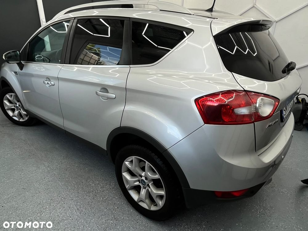 Ford Kuga 2.0 TDCi Titanium - 3