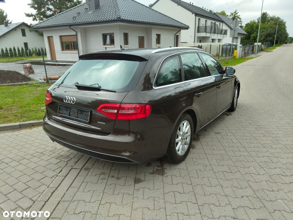 Audi A4 Avant 2.0 TDI DPF clean diesel quattro S tronic S line Sportpaket - 17
