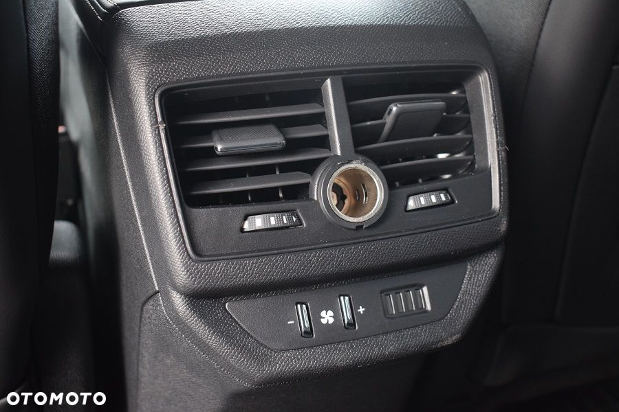 Peugeot 5008 THP 165 EAT6 Stop & Start Allure - 25
