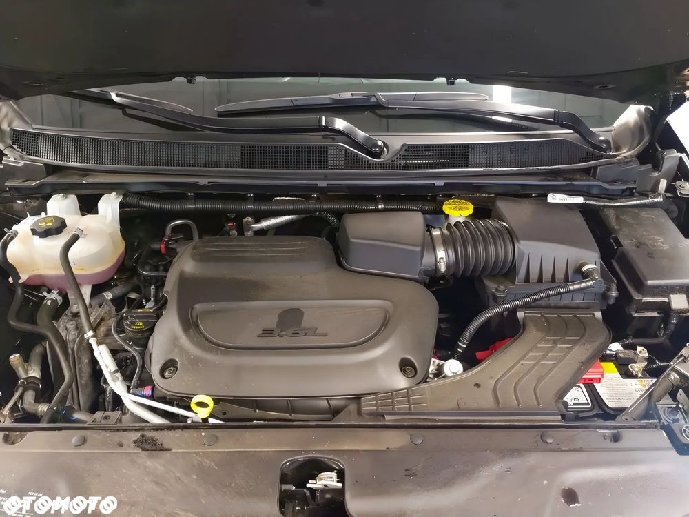 Chrysler Pacifica - 14