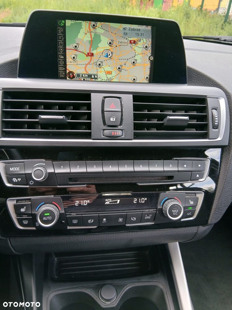 BMW Seria 1 120d xDrive Sport-Aut Advantage - 27