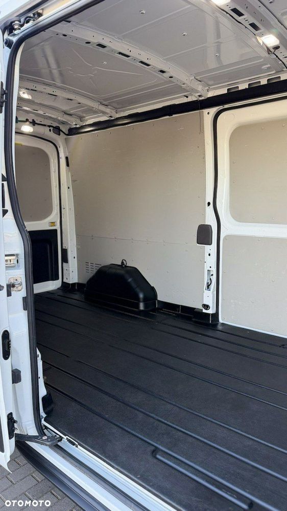 Ford Transit - 15