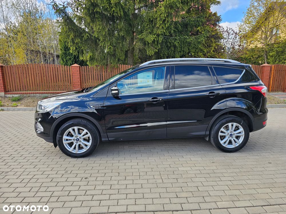 Ford Kuga 2.0 TDCi FWD Titanium - 24