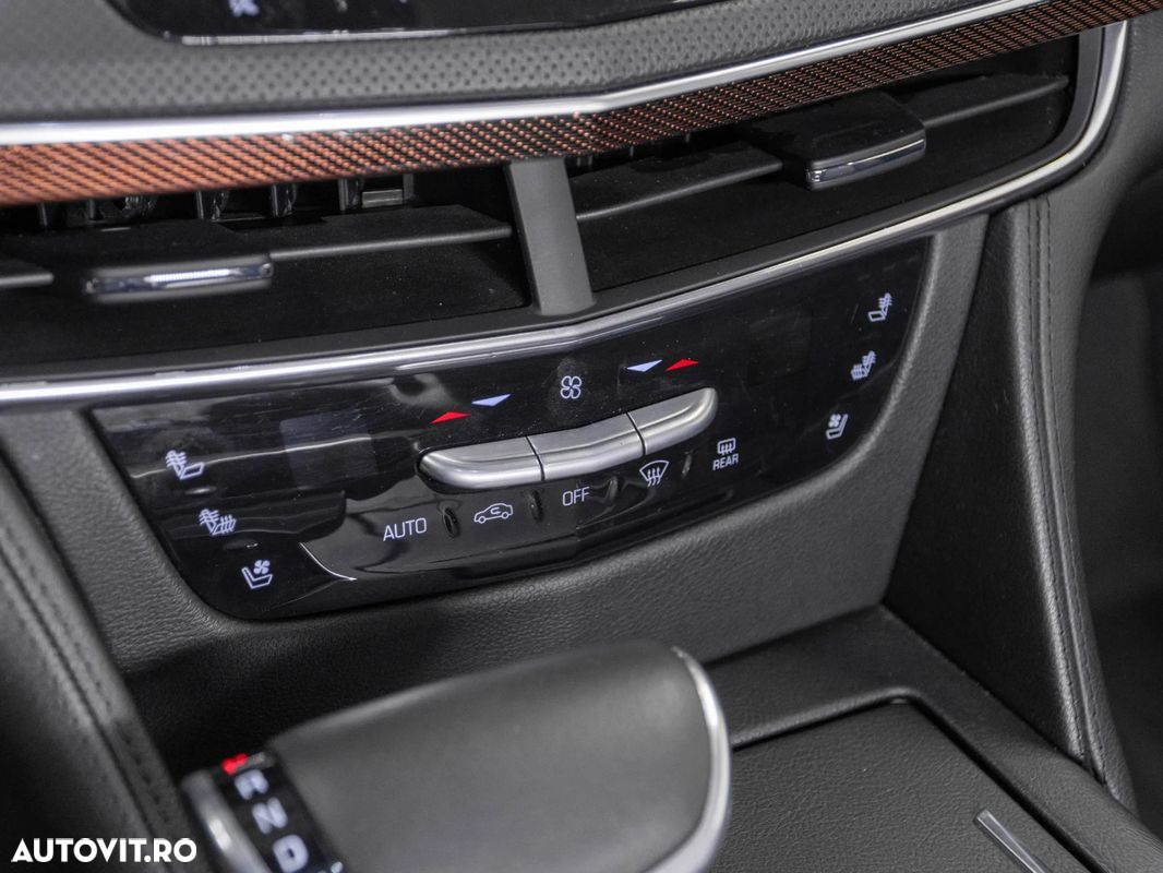 Cadillac CT6 - 21