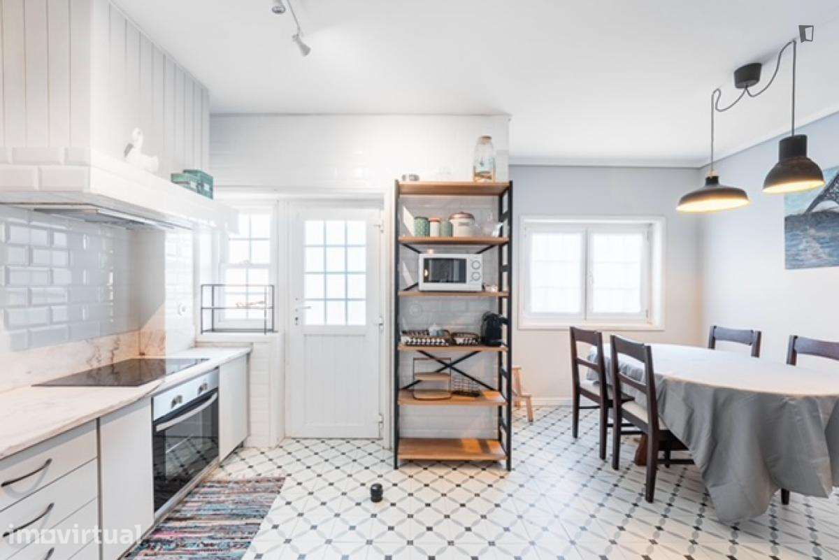 Quarto - localizado em Vila nova de gaia - Grande imagem: 5/24