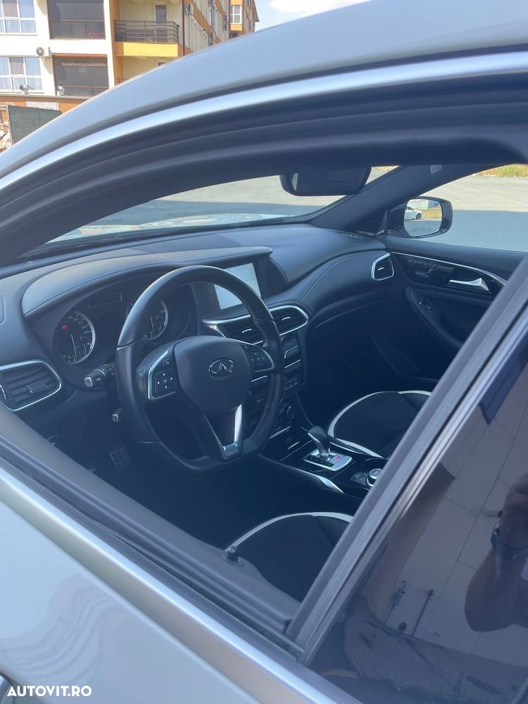 Infiniti QX30 2.0t DCT AWD Premium - 14