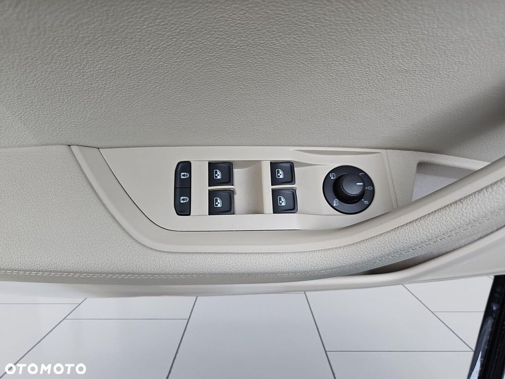 Skoda Superb 2.0 TSI Style DSG - 20