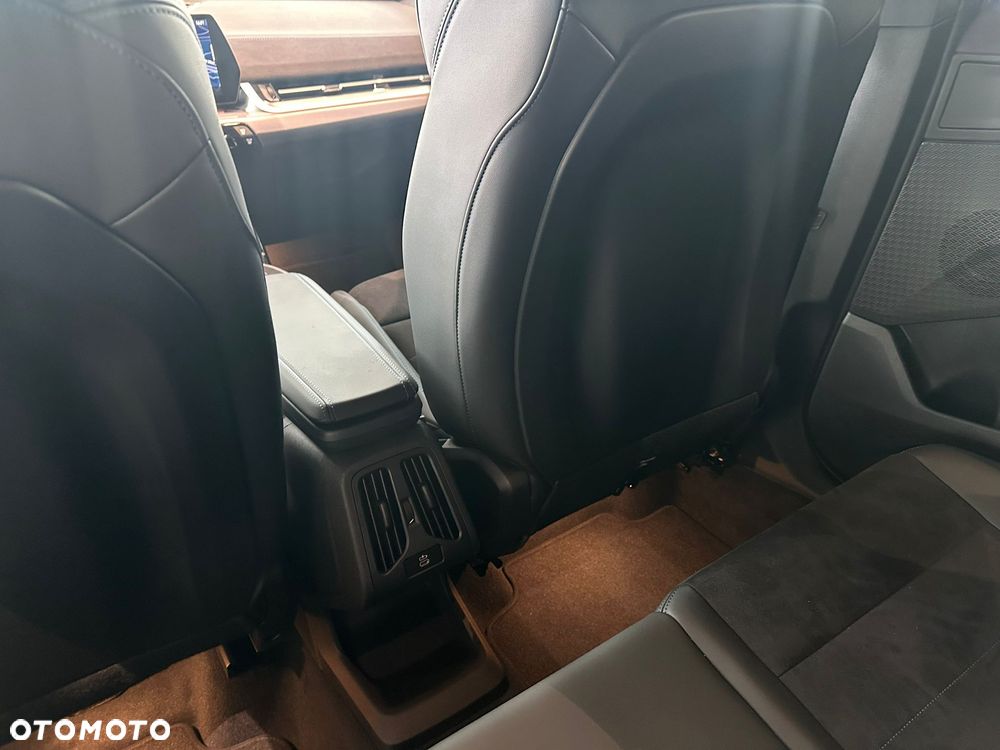 BMW X1 sDrive18i xLine - 24