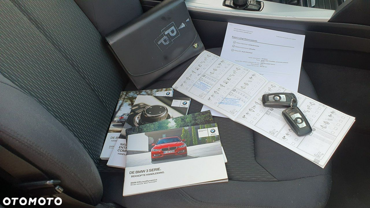 BMW Seria 3 320d DPF Touring - 28