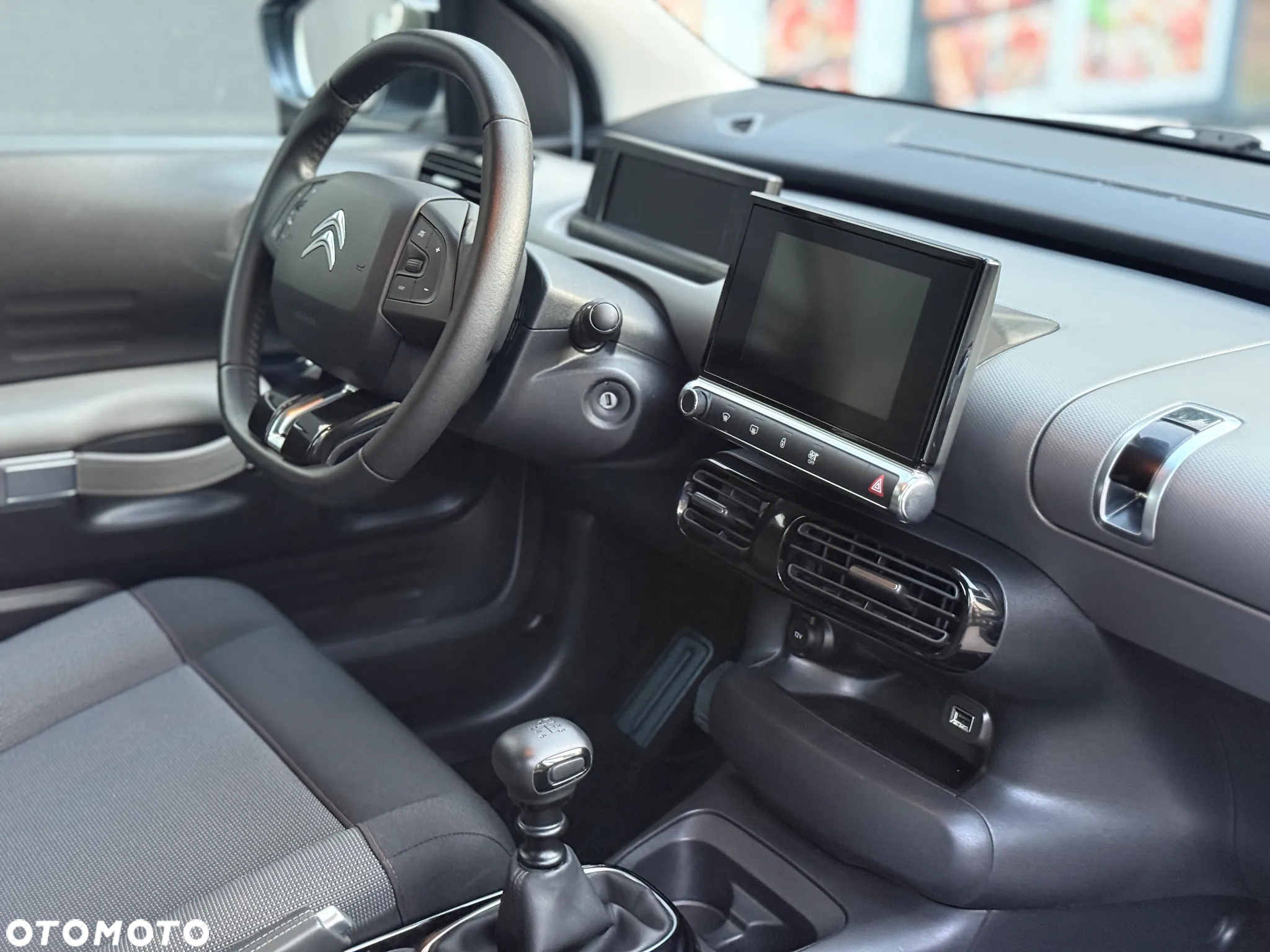 Citroën C4 Cactus 1.2 PureTech Feel Edition S&S - 29
