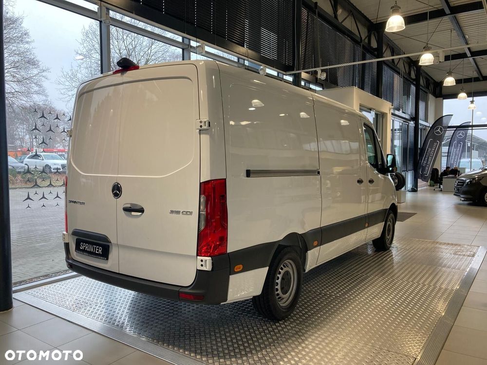 Mercedes-Benz Sprinter Sprinter - 4