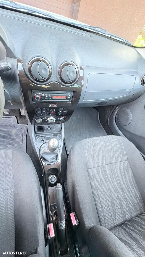 Dacia Duster 1.5 dCi 4x2 Laureate - 5