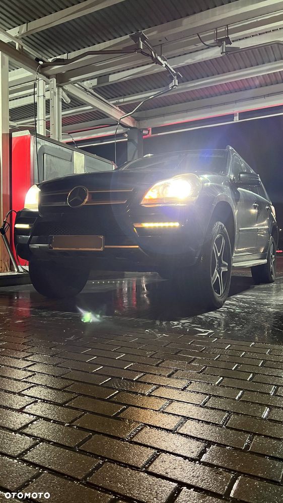 Mercedes-Benz GL 450 CDI - 24