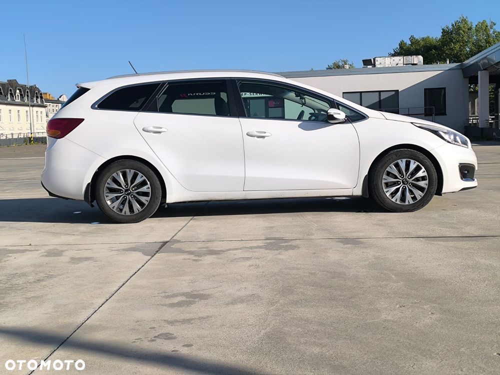 Kia Ceed 1.6 GDI L Business Line - 21