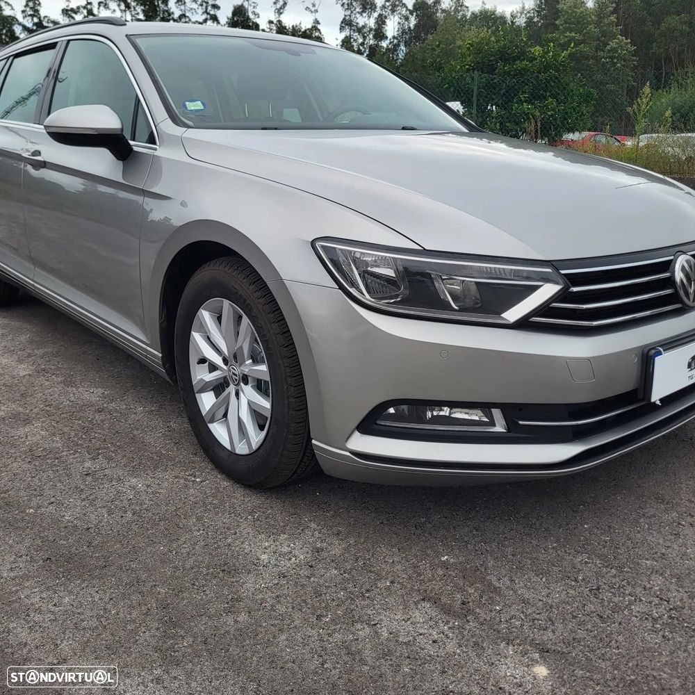 VW Passat Variant 1.6 TDI BlueMotion - 9