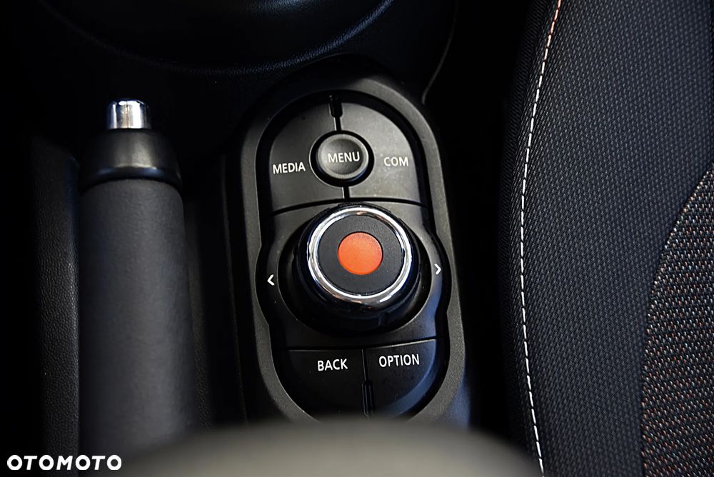 MINI Cooper Yours Trim - 32