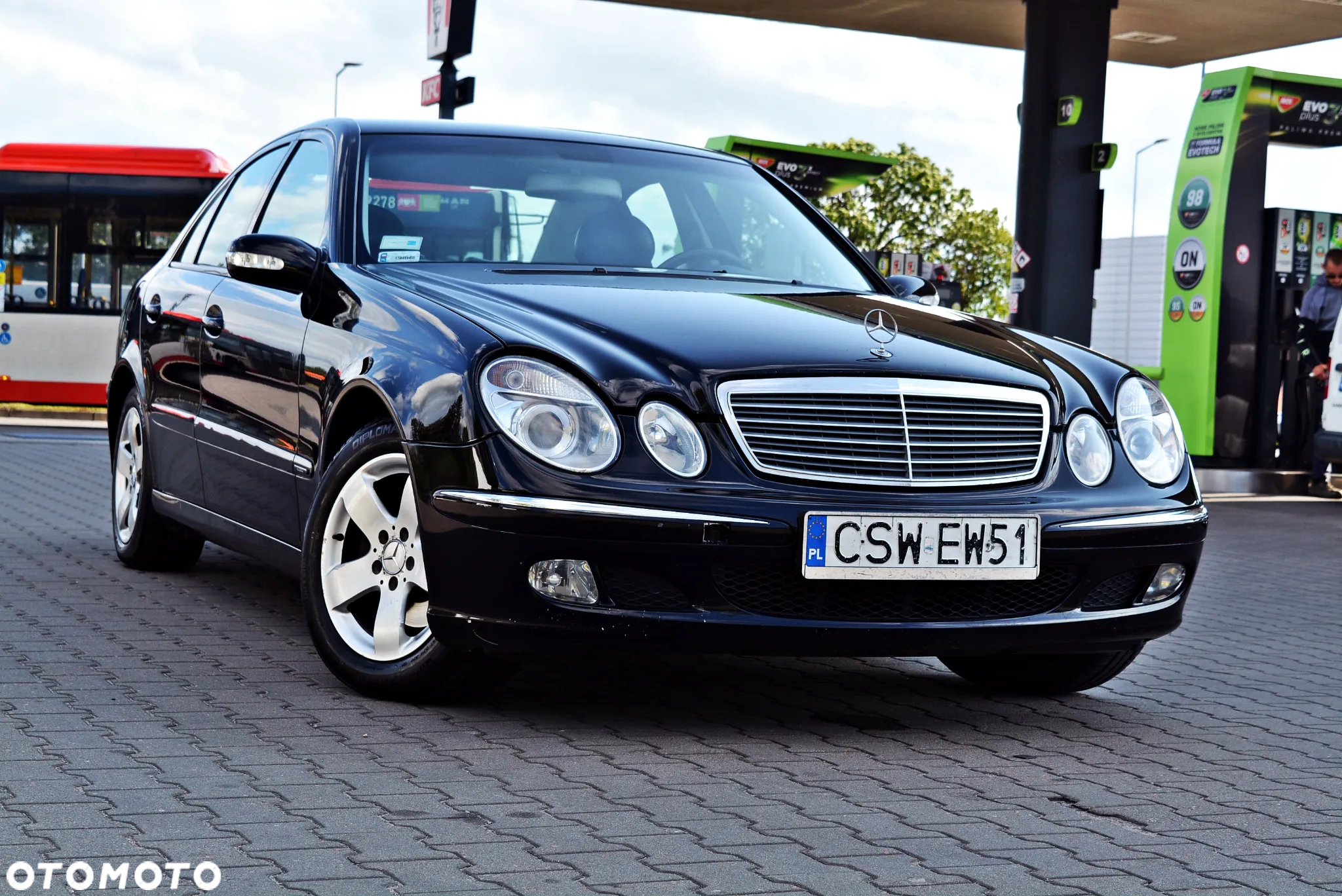Mercedes-Benz Klasa E 200 CDI Classic - 15