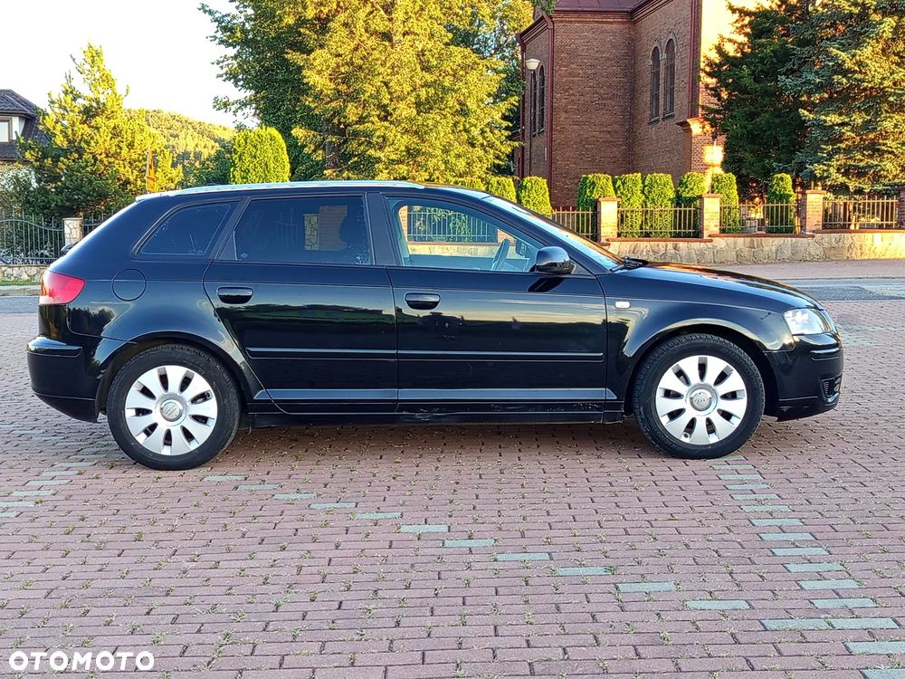 Audi A3 Sportback 1.9 TDI DPF Ambiente - 8