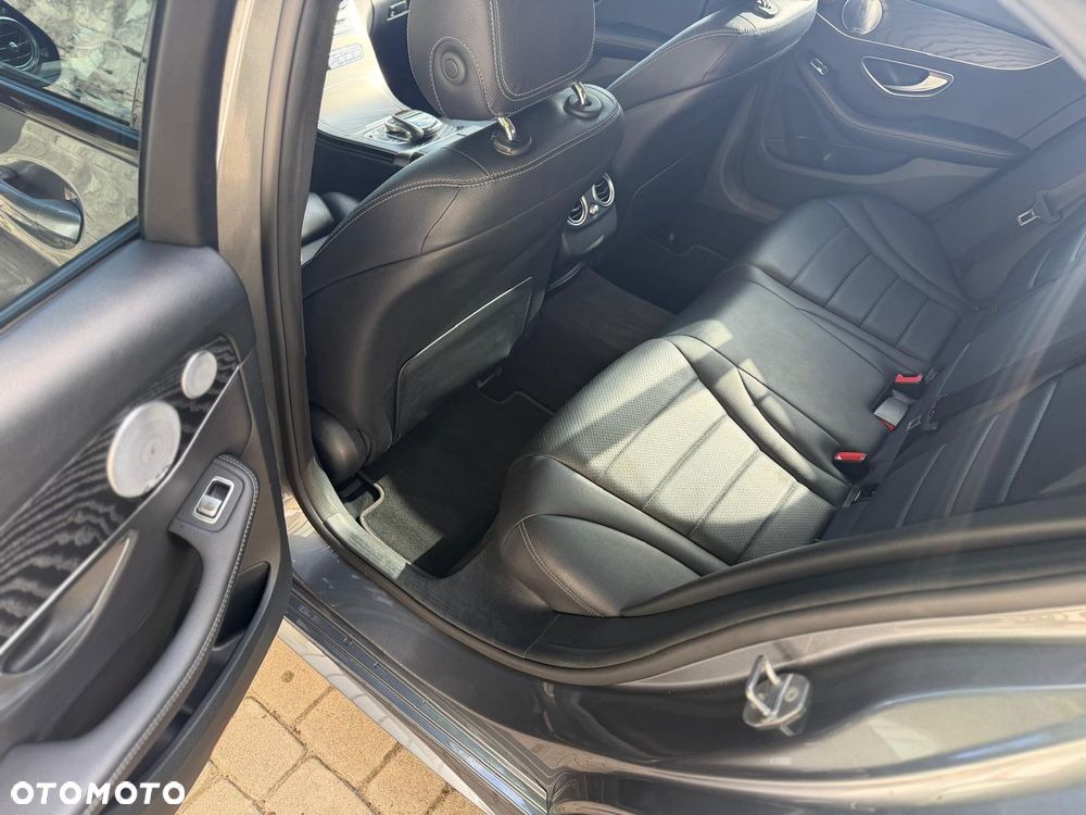 Mercedes-Benz Klasa C 220 d 4MATIC 9G-TRONIC - 13