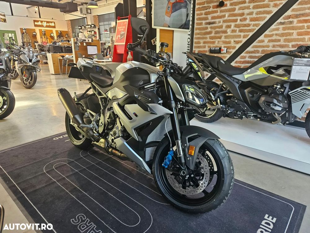 BMW M 1000 R - 1
