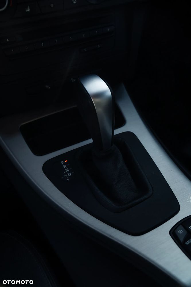 BMW Seria 3 - 25