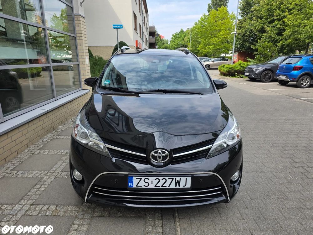Toyota Verso - 2