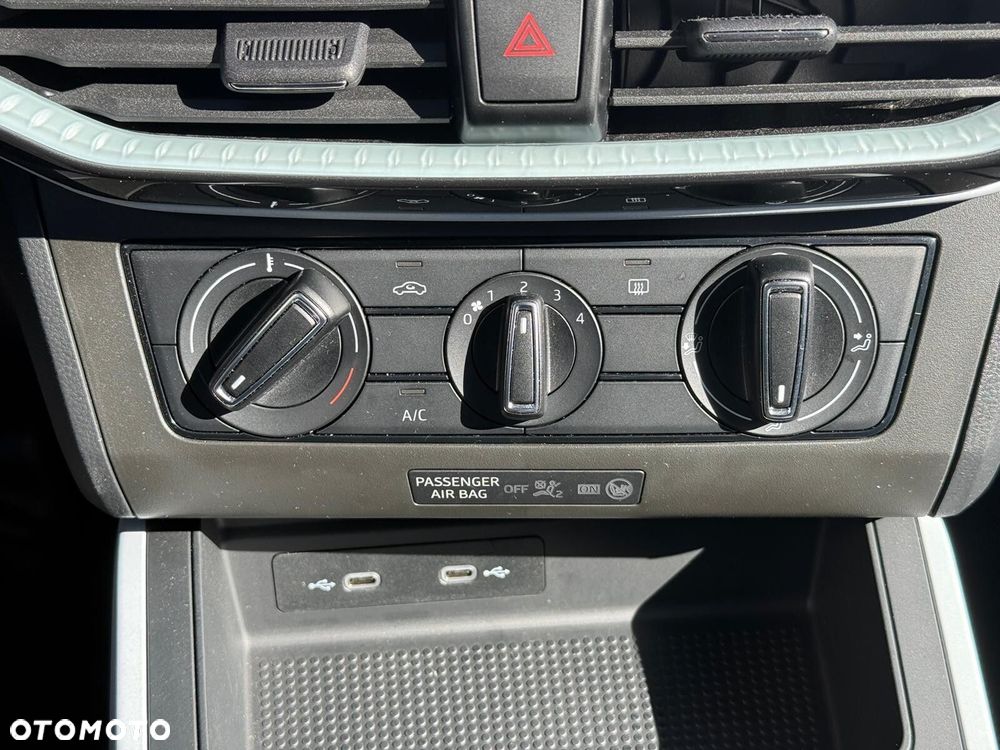 Seat Arona 1.0 TSI Marina S&S DSG - 23