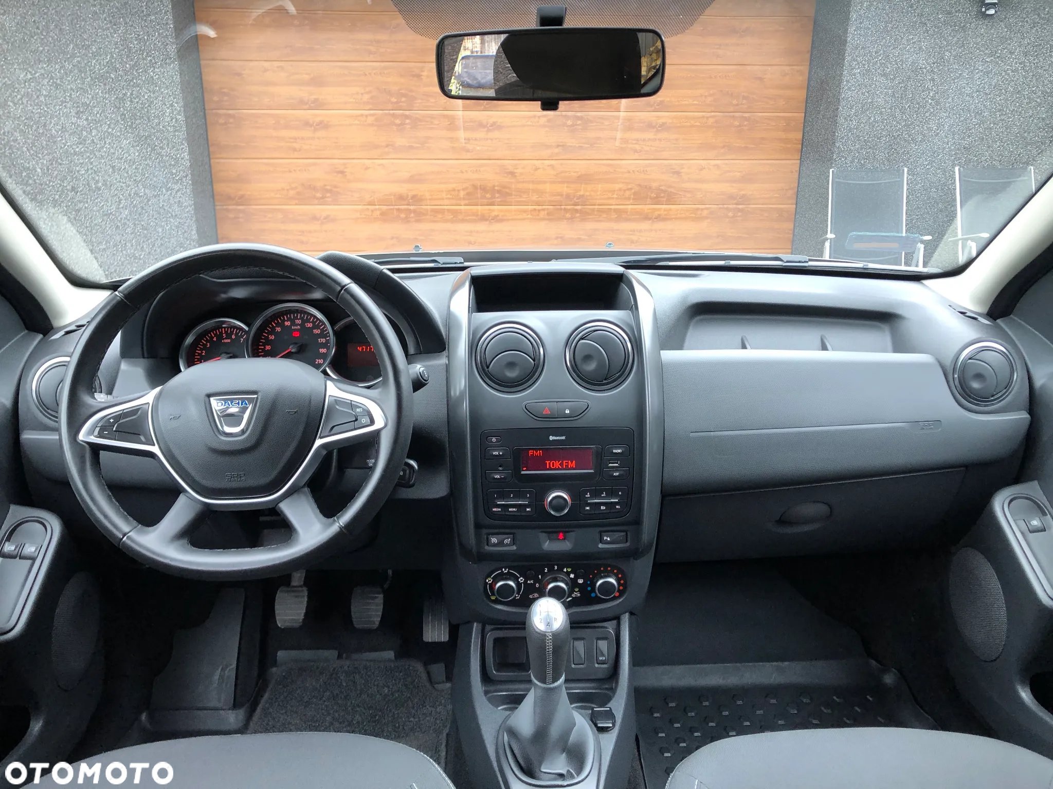 Dacia Duster 1.6 SCe Laureate S&S - 20
