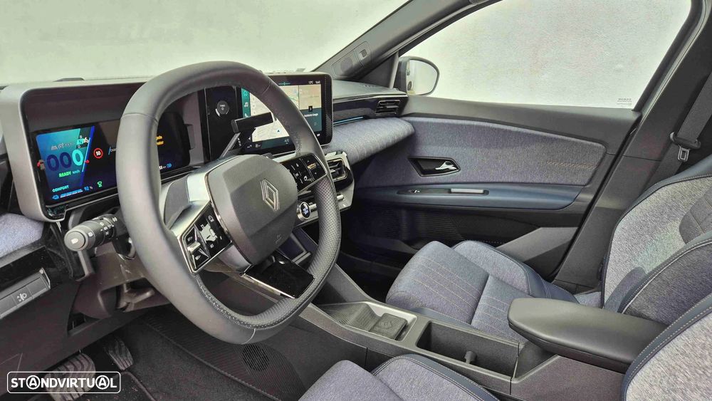 Renault 4 E-Tech 52 kWh Techno Autonomia Conforto - 10