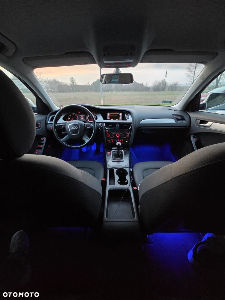 Audi A4 Limousine - 22