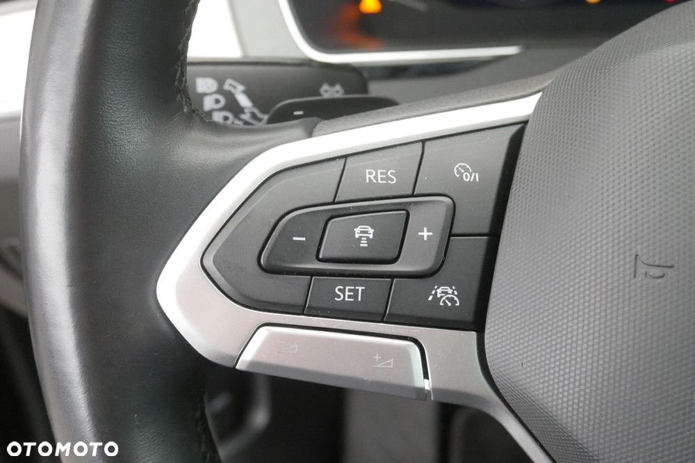 Volkswagen Passat Variant 2.0 TSI Elegance DSG - 29