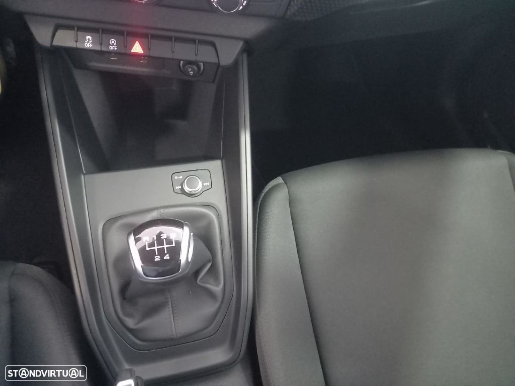 Audi A1 Sportback 25 TFSI Advanced - 22