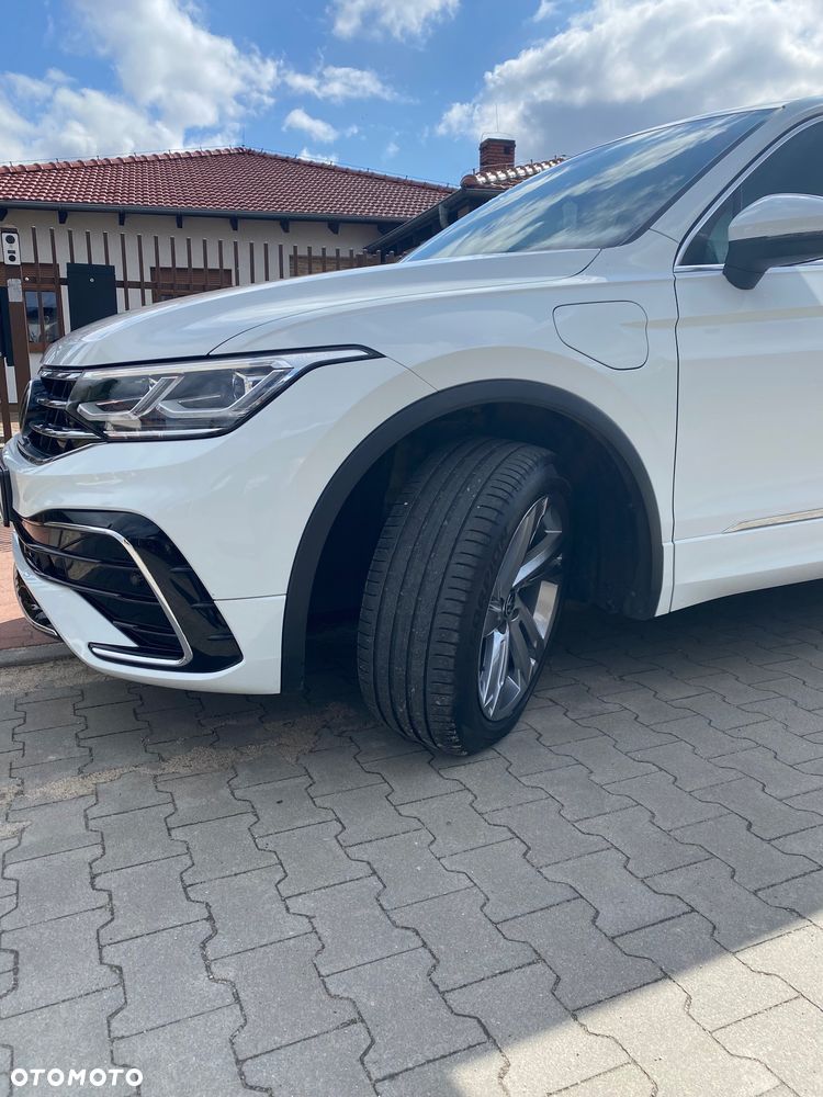 Volkswagen Tiguan - 4