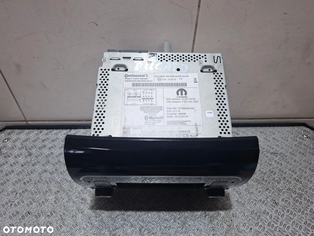 Radio Fiat Ducato III 2019 rok nr 07356930100 brak kodu - 2