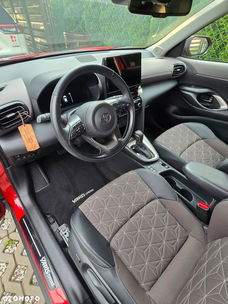 Toyota Yaris Cross Hybrid 1.5 Executive - 26