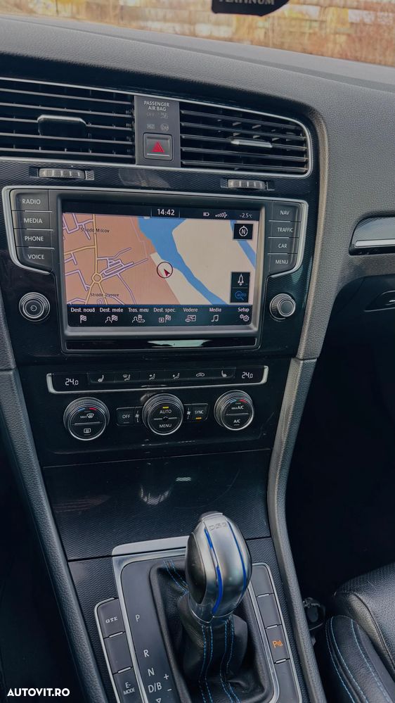 Volkswagen Golf 1.4 GTE Plug-In-Hybrid DSG - 20