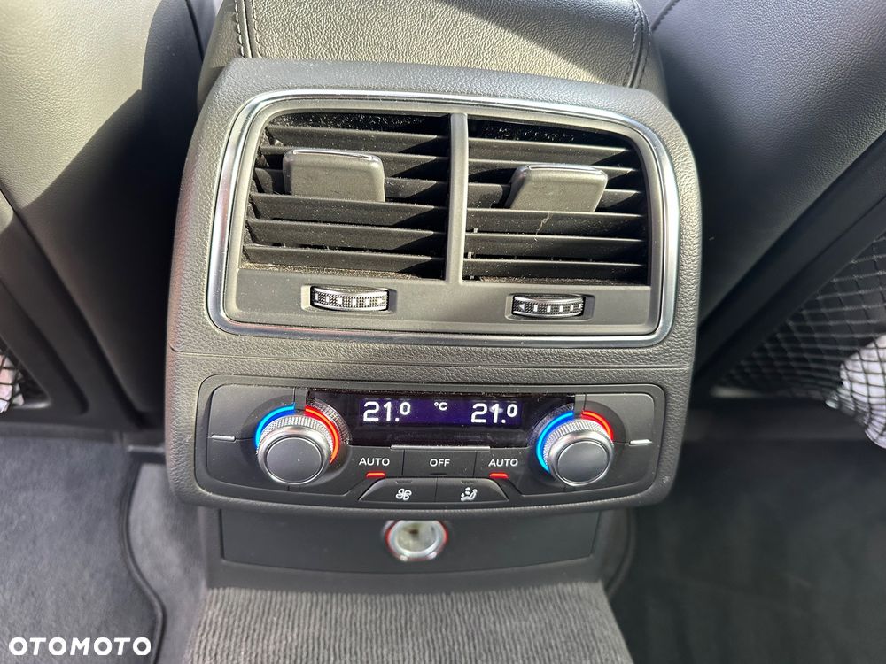 Audi A6 Avant 2.0 TDI Quattro S tronic - 13