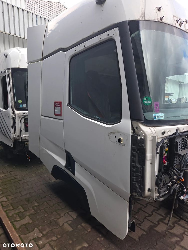 Drzwi kompletne prawe Renault gama T - 2