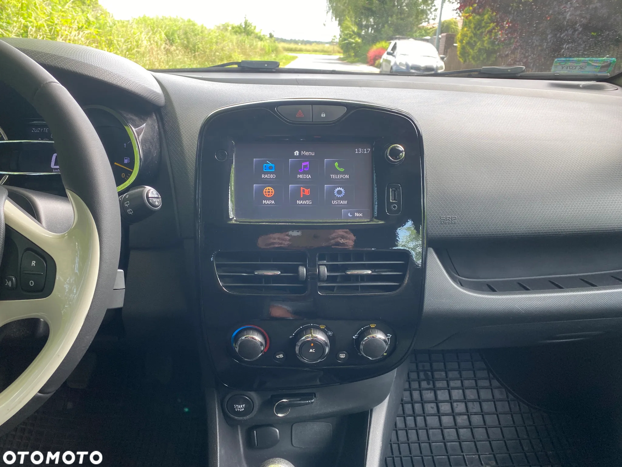 Renault Clio 0.9 Energy TCe Limited EU6 - 17