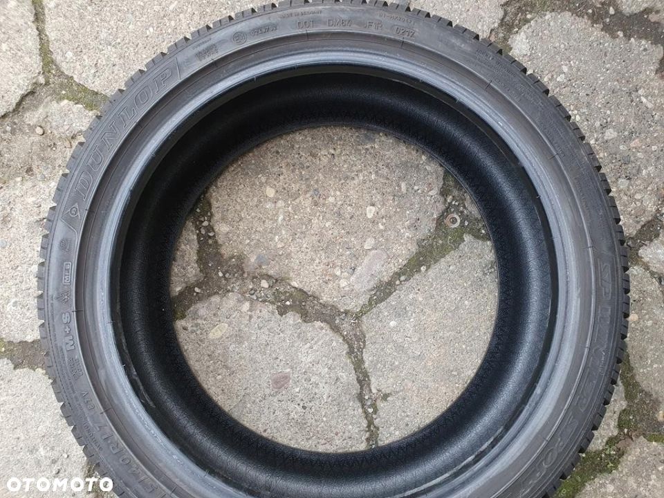 215/40R17 Dunlop Sp Winter Sport 3D XL zima 5,9mm - 8