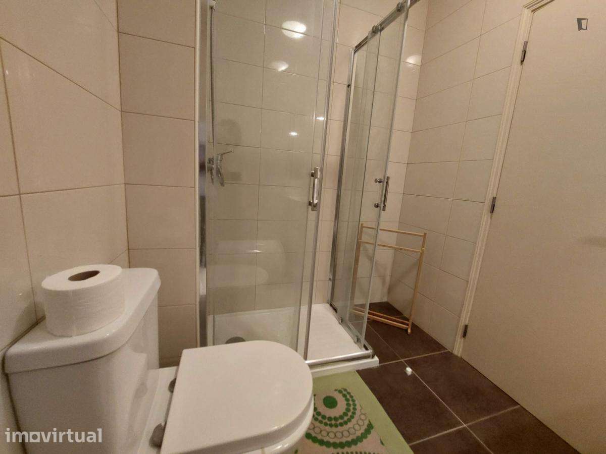 Quarto - localizado em Castelo branco - Grande imagem: 2/9