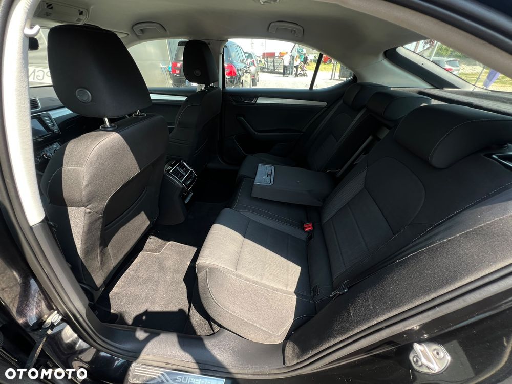 Skoda Superb 2.0 TDI Ambition - 13