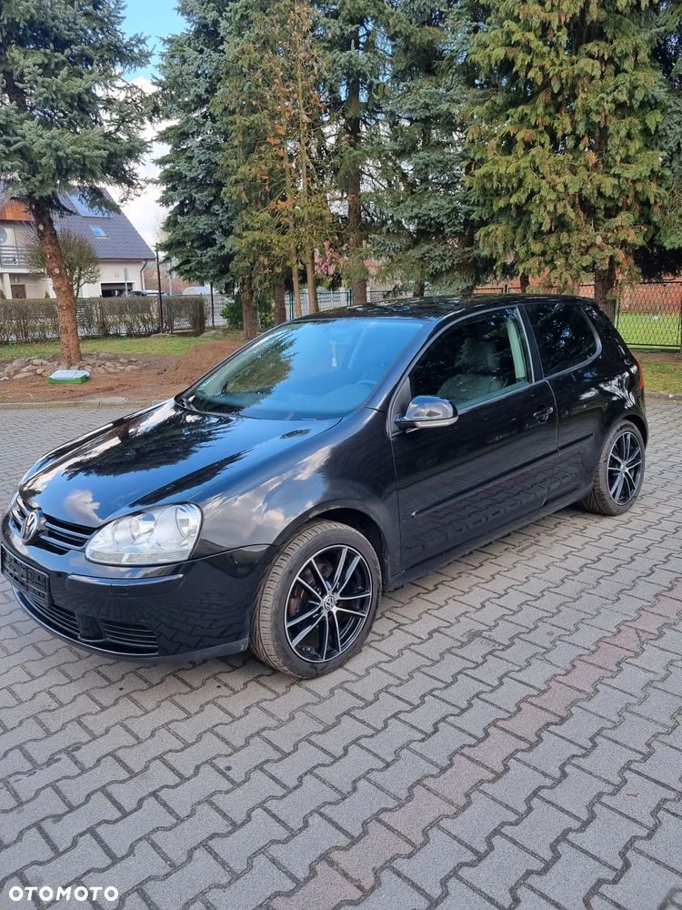Volkswagen Golf - 11