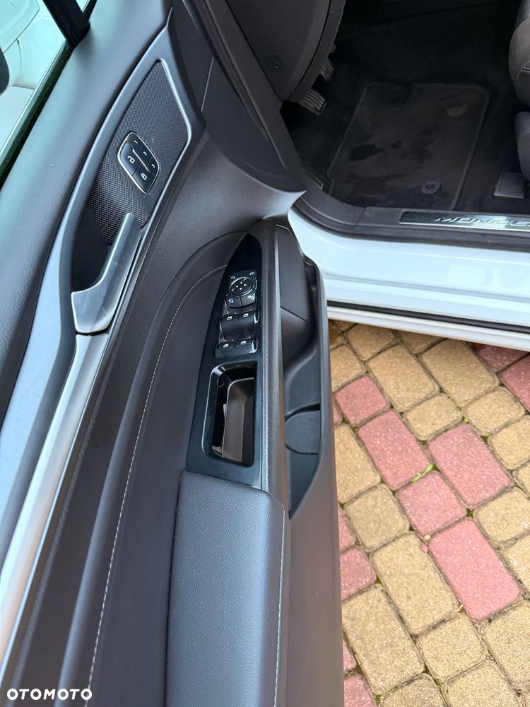 Ford Mondeo Turnier 2.0 TDCi Start-Stopp Titanium - 13