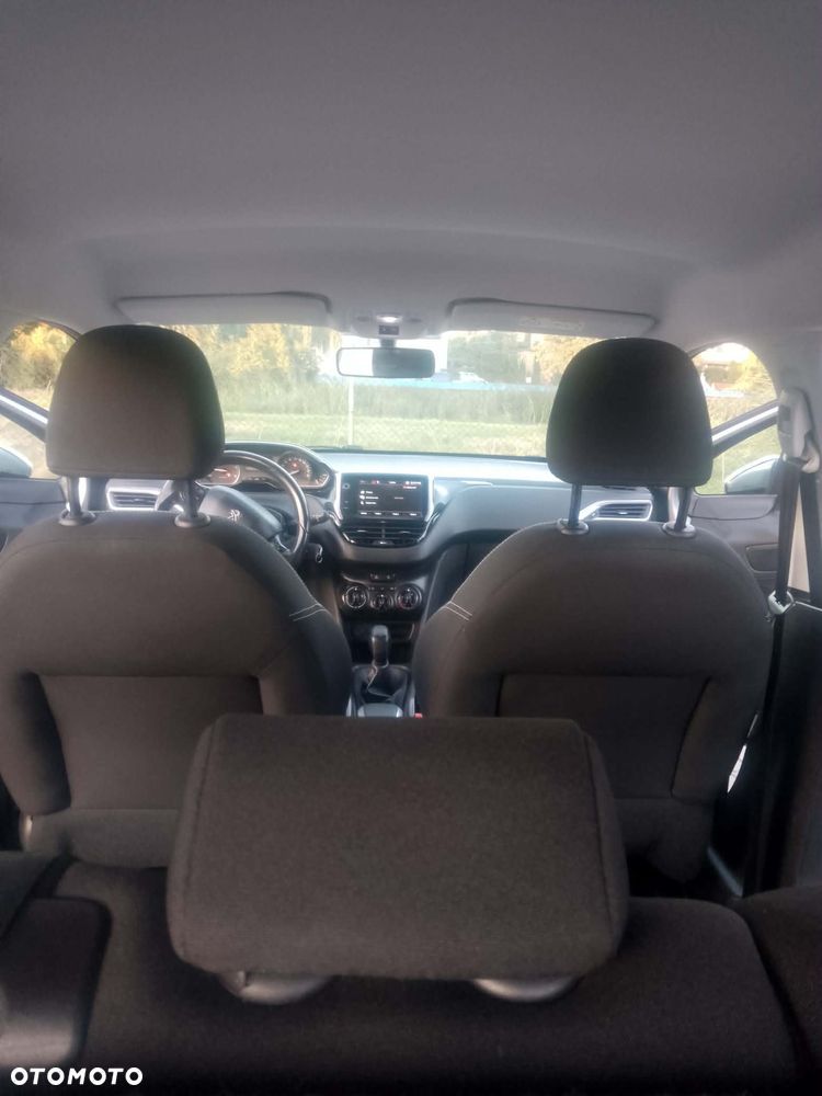 Peugeot 2008 1.6 BlueHDi Allure - 7