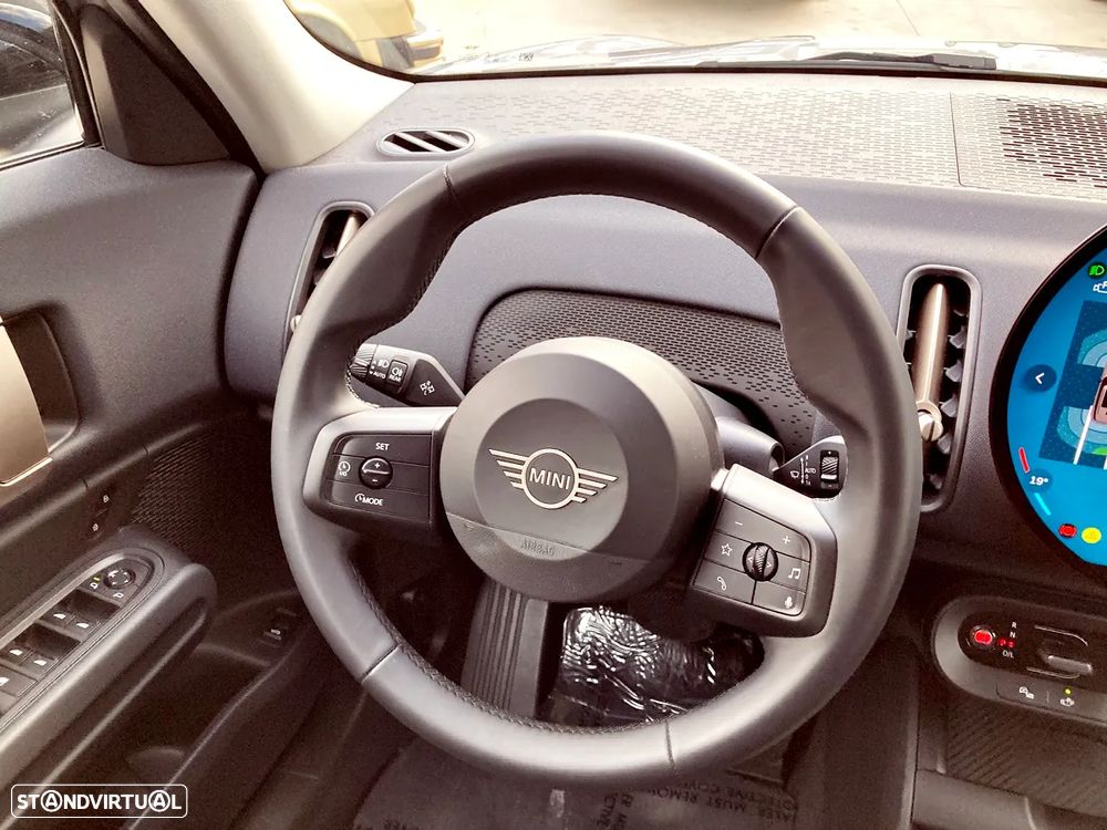 MINI Countryman D Classic - 18