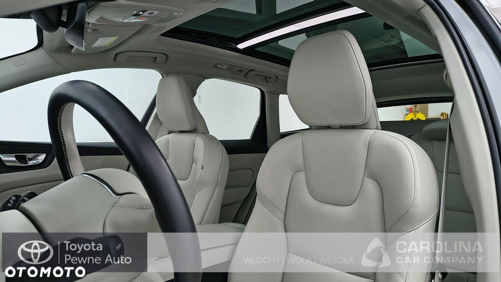 Volvo XC 60 B4 D AWD Plus Dark - 11