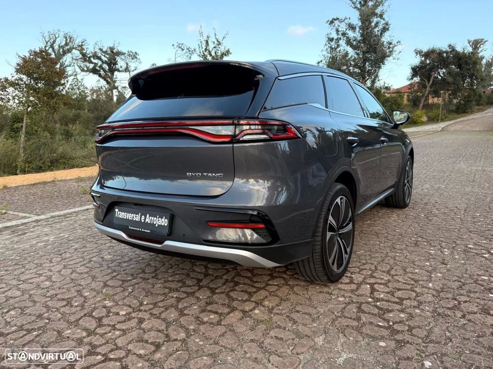 BYD Tang 108.8 kWh AWD Flagship - 23
