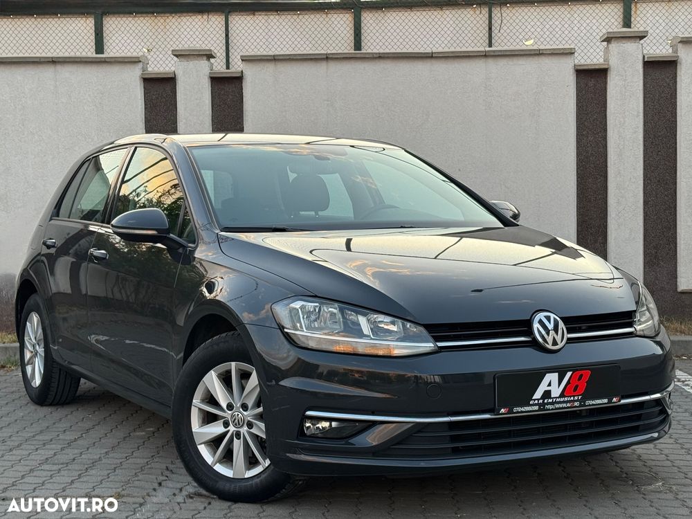 Volkswagen Golf 1.6 TDI Trendline - 1