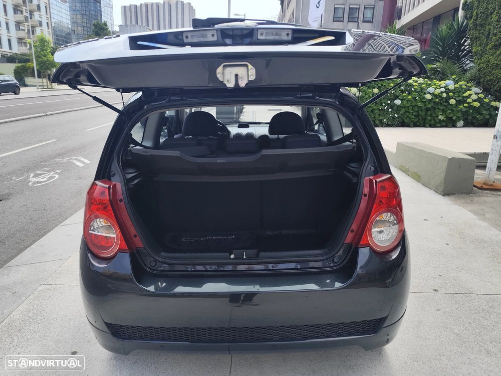 Chevrolet Aveo 1.2 LS - 10